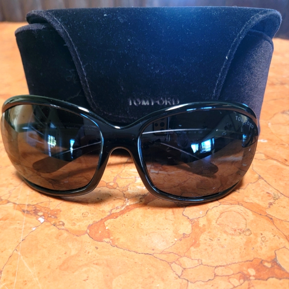 Tom Ford JENNIFER black sunglasses-authentic